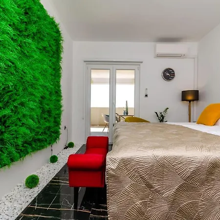 Pensjonat Deluxe Double With Sauna And Pool Kaštela