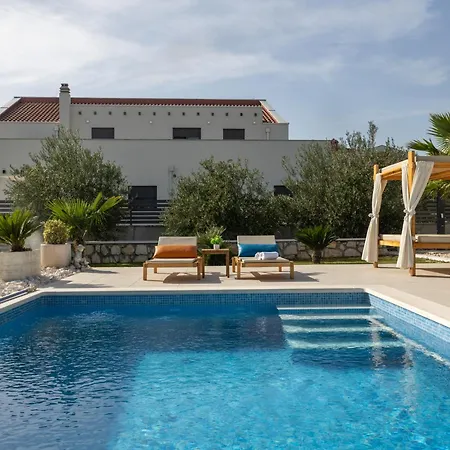 Deluxe Double With Sauna And Pool 3* Kaštela